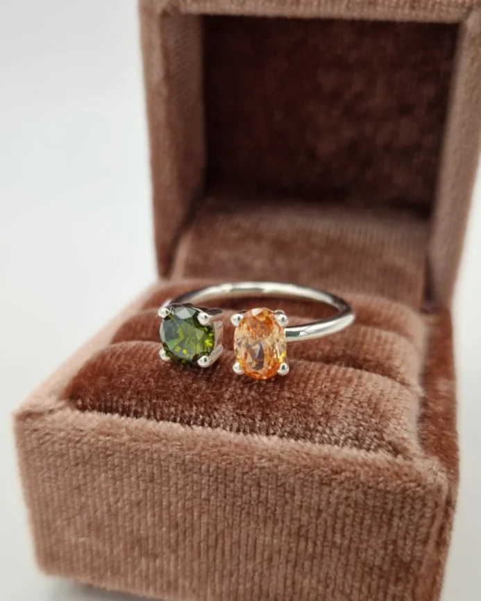 Taller de personalizacion de joyas en Madrid Corsia