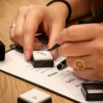 Taller de personalizacion de joyas en Madrid Corsia