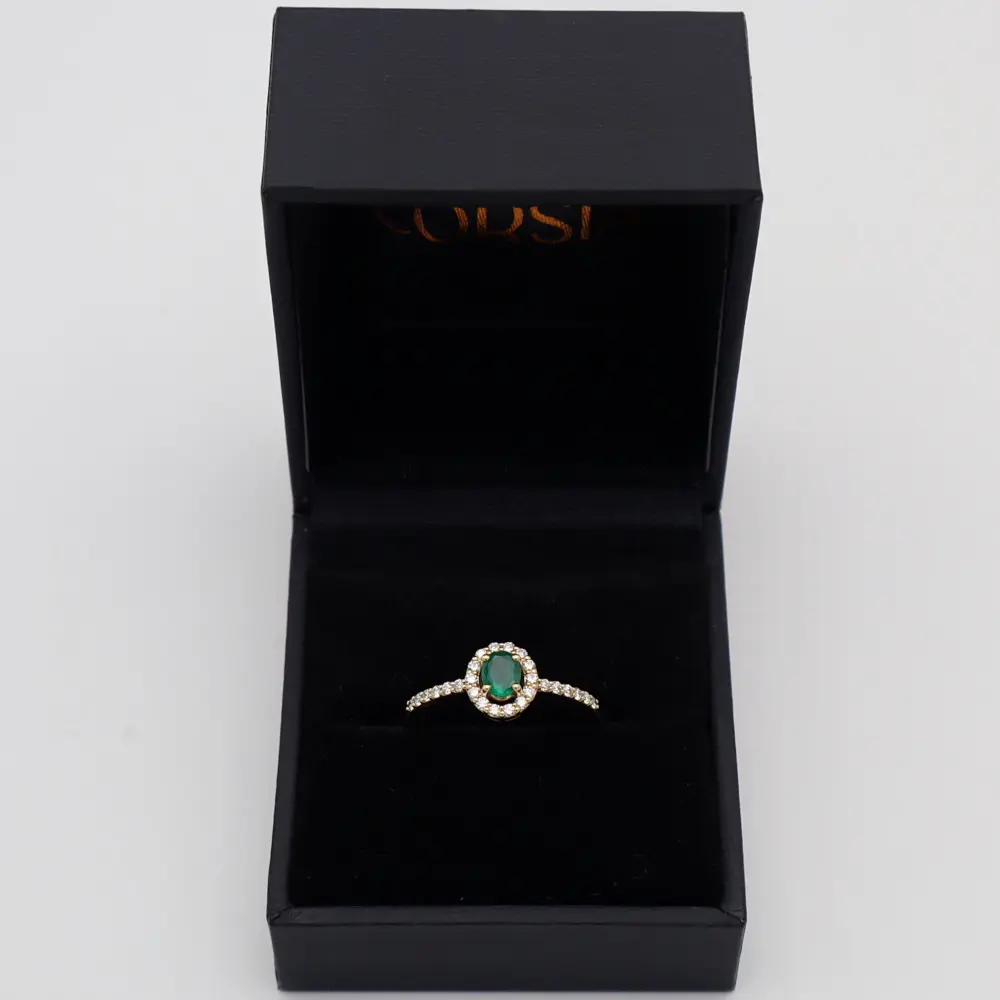 Anillo de oro amarillo con esmeralda y diamantes anillo de compromiso corsia