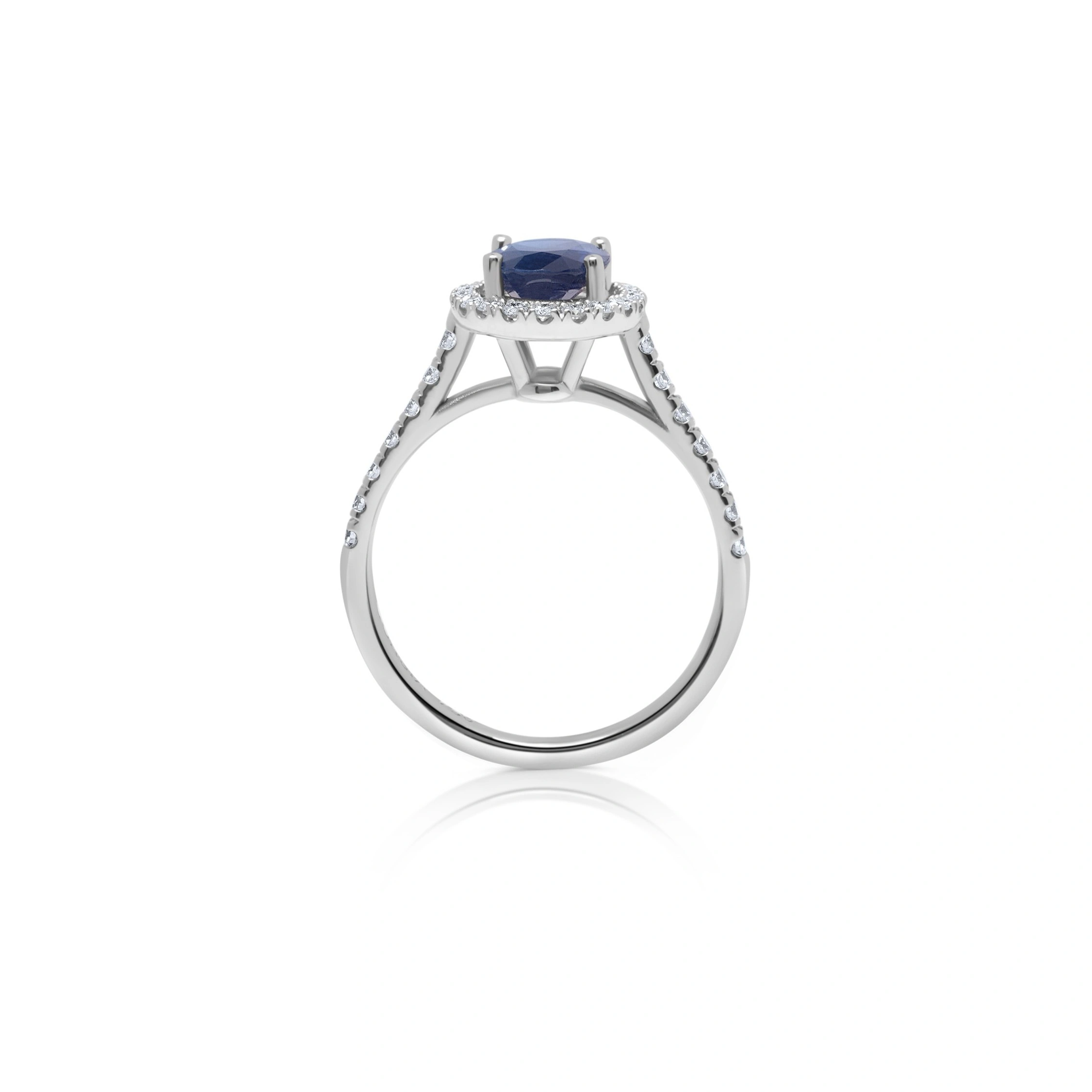 Anillo de zafiro oval con orla y brazo de diamantes oro blanco corsia