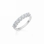 Media alianza de oro blanco con brillantes 0,91 ct Corsia